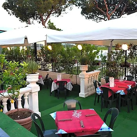 פארק נופש Fortuna Village *