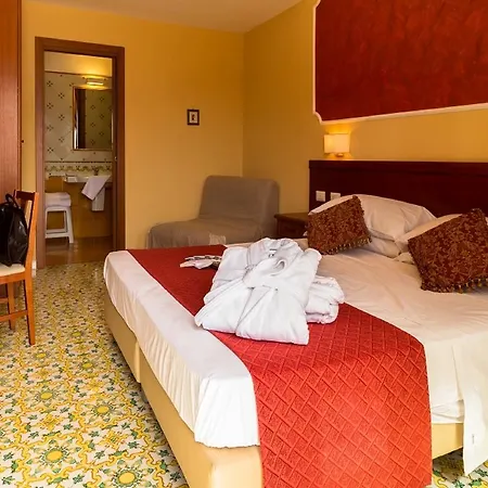 홀리데이파크 Fortuna Village *