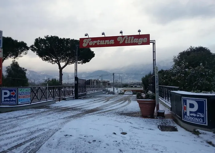 Fortuna Village Parco vacanze *